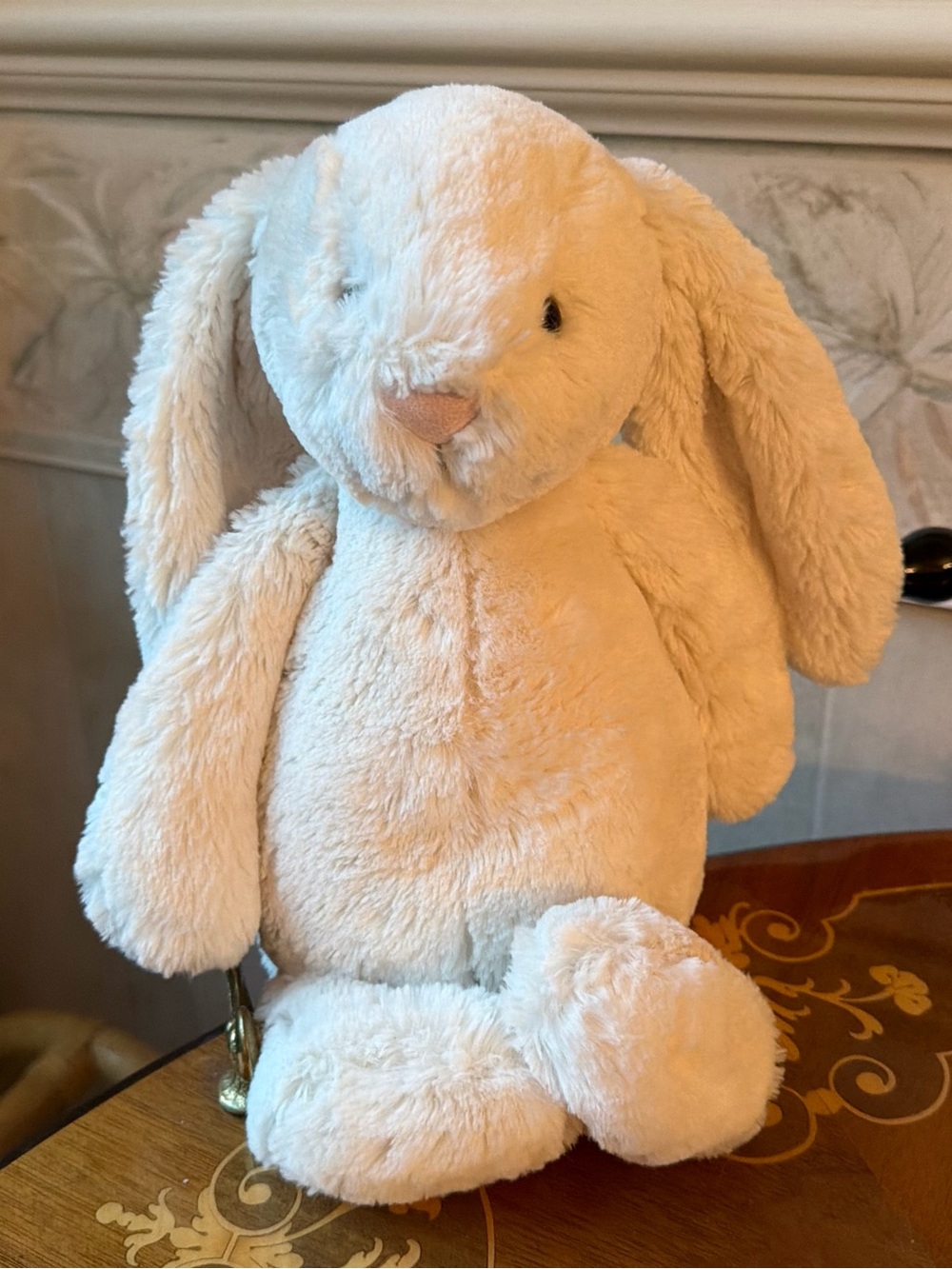 Jellycat Bashful Cream Bunny Rabbit Plush Stuffed Animal Medium 12"
Excellent